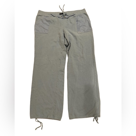 GAP Maternity French Terry Tracksuit - Picture 2 of 9